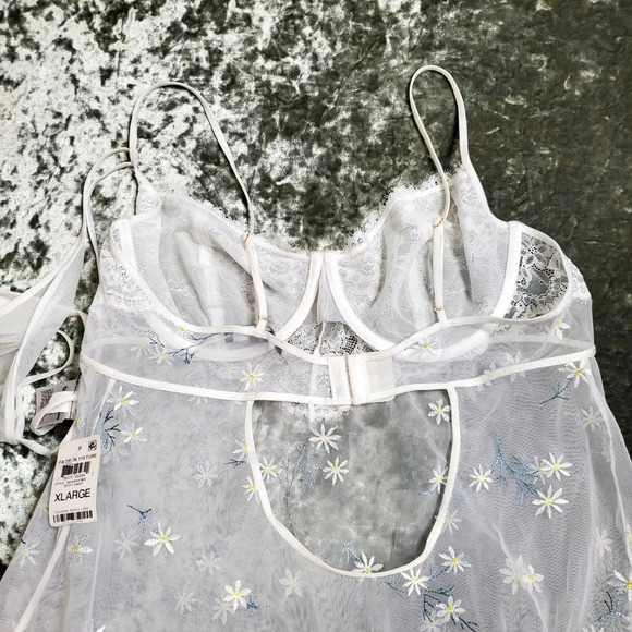 INC International Concepts Daisy-Embroidered Babydoll Lingerie Chemise - Picture 6 of 9